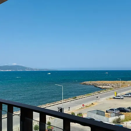 Paradiso B 306 Sea View *