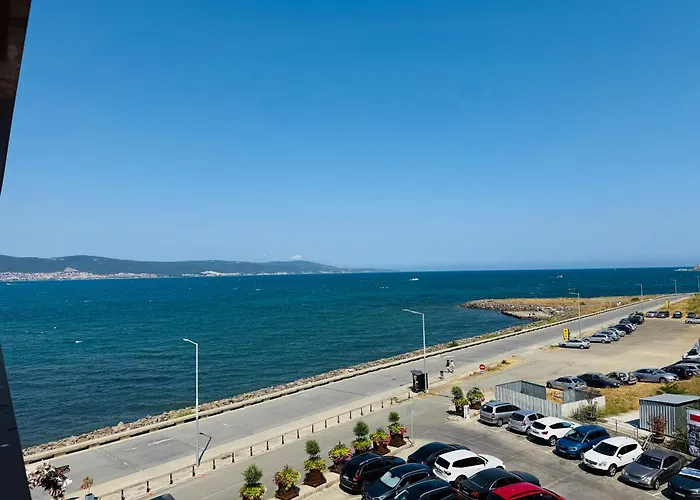 Paradiso B 306 Sea View * Νεσέμπαρ